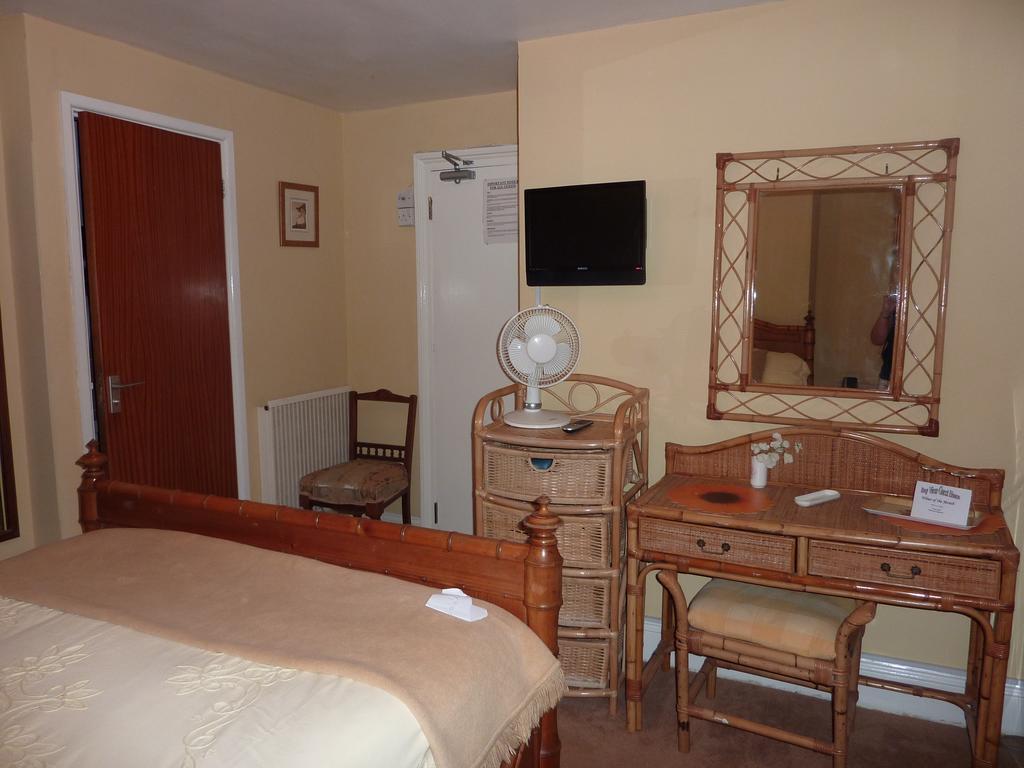 Bayview Guest House Saint Helier Ngoại thất bức ảnh